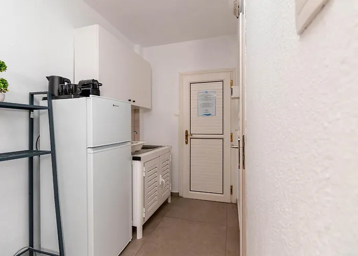 Aegean Blue * Neos Marmaras